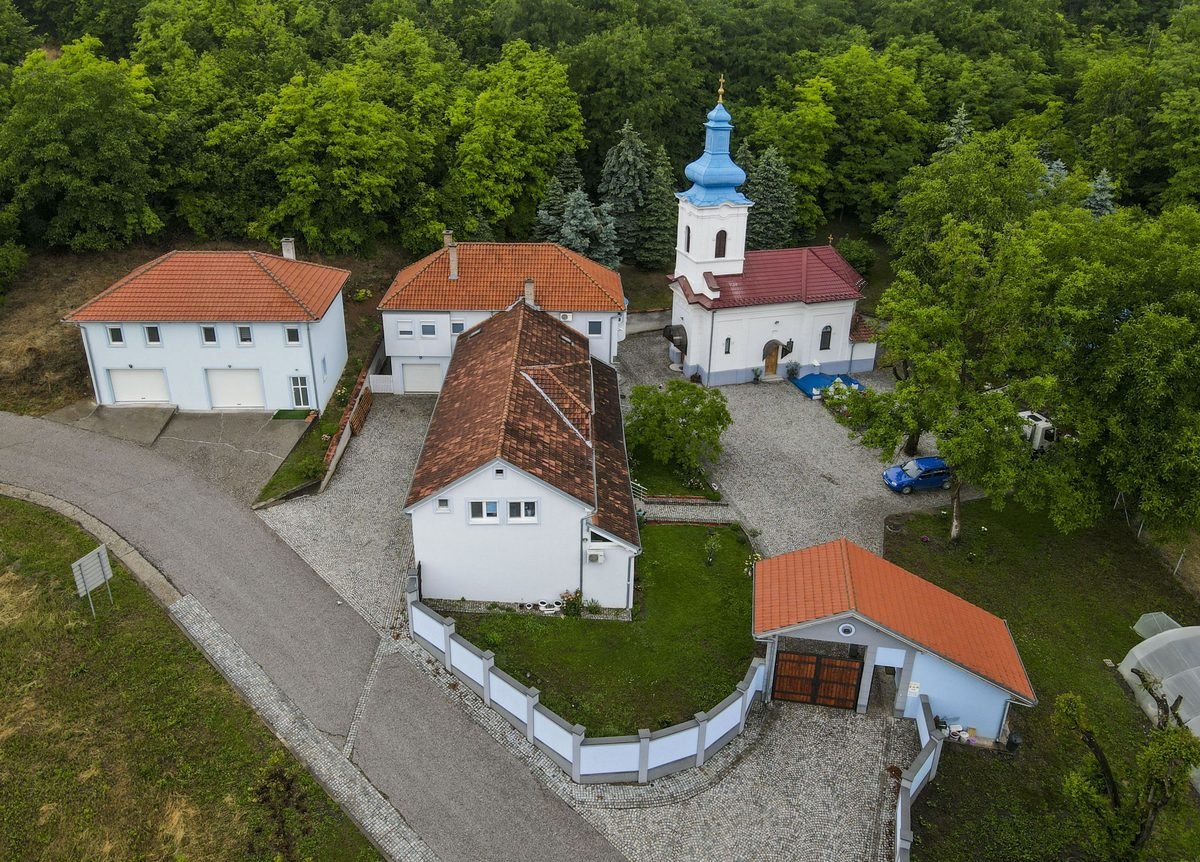 Манастирски комплекс